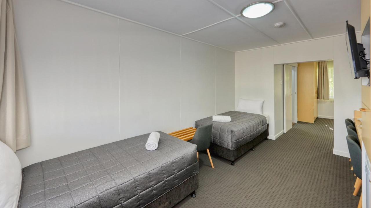 Goondiwindi Motel Екстер'єр фото